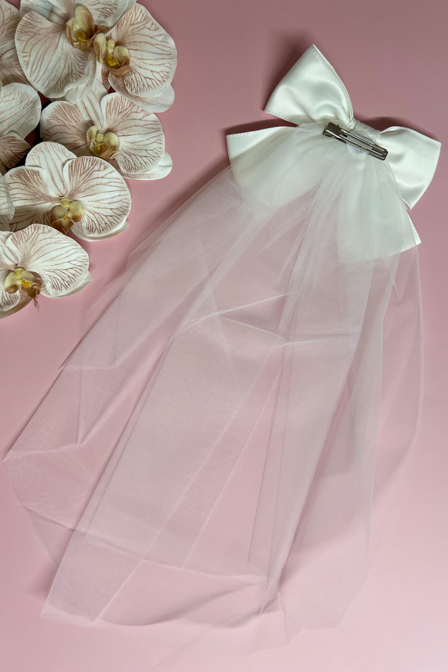 Sarina Short Veil