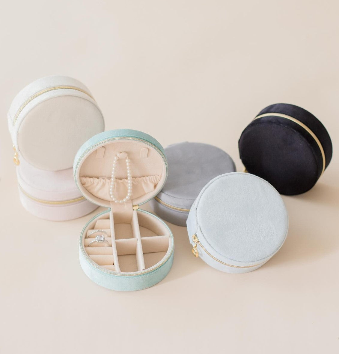 Velvet round jewellery box set giftable travel ring organiser luxury finish